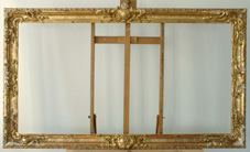 Gesamtansicht mit Schnitzergänzungen